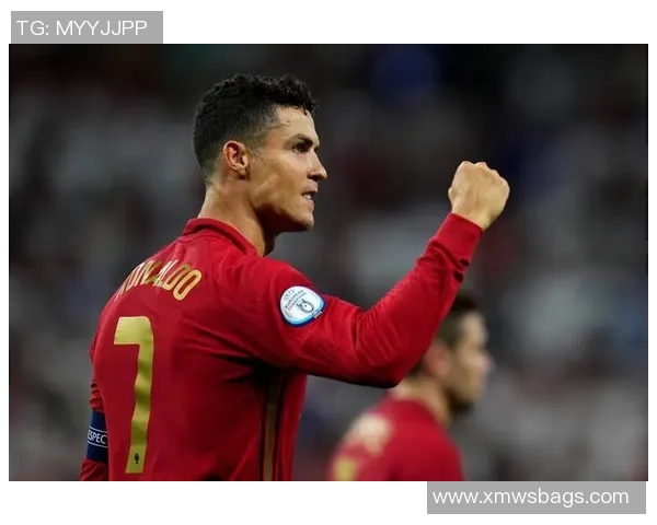 足球场上的胖子传奇：那些超越身形的巨星与不朽荣耀